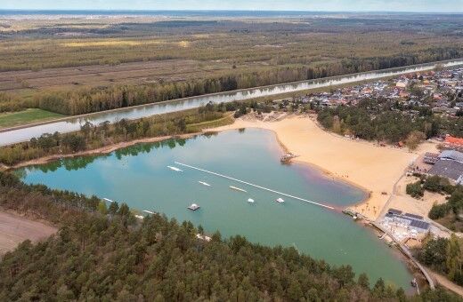 luftaufnahme bernsteinsee und elbe-seitenkanal